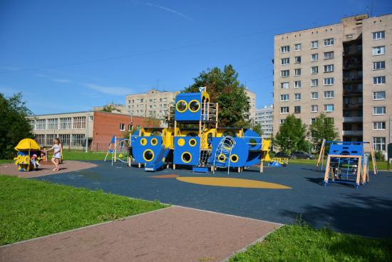 В Ульянке две новые детские площадки.