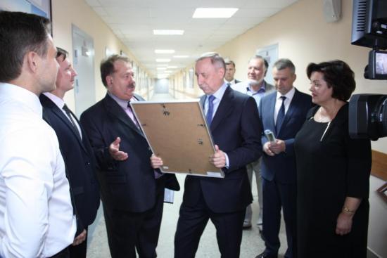 Новый визит исполняющего обязанности губернатора Александра Беглова в МО Ульянка